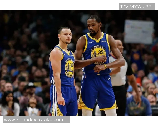 小牛队与雷霆队激战正酣谁能在这场对决中笑到最后